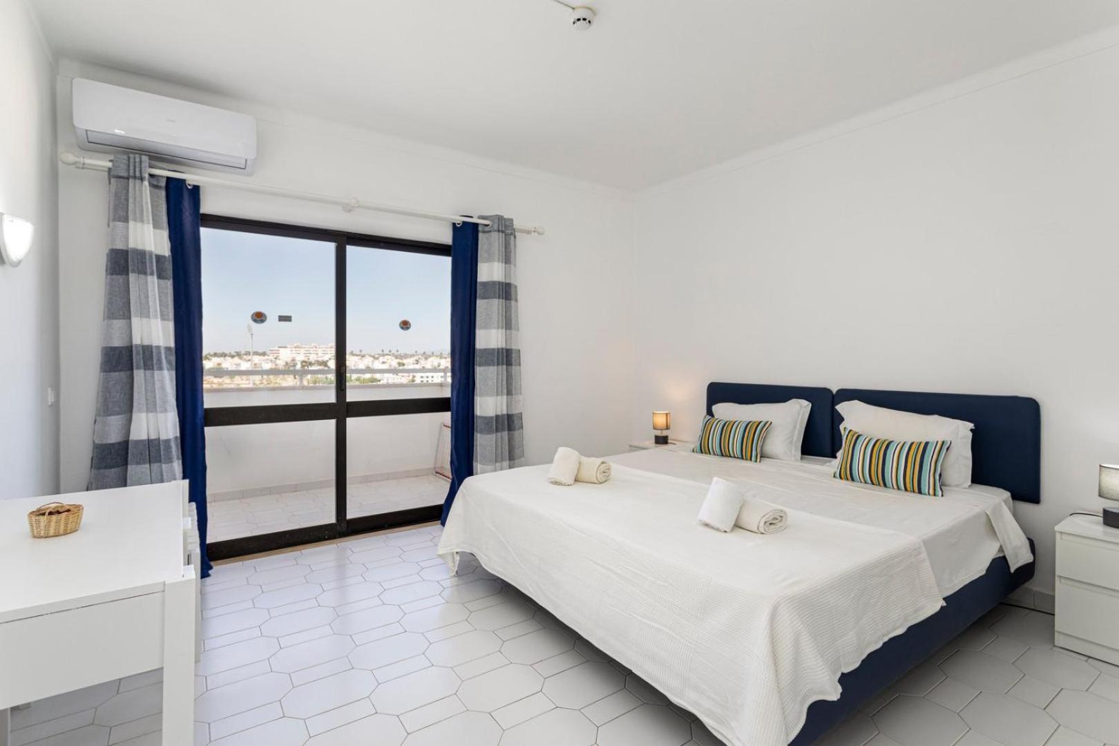 The Albufeira Concierge - Pool & Sunset Balconies Appartement Buitenkant foto