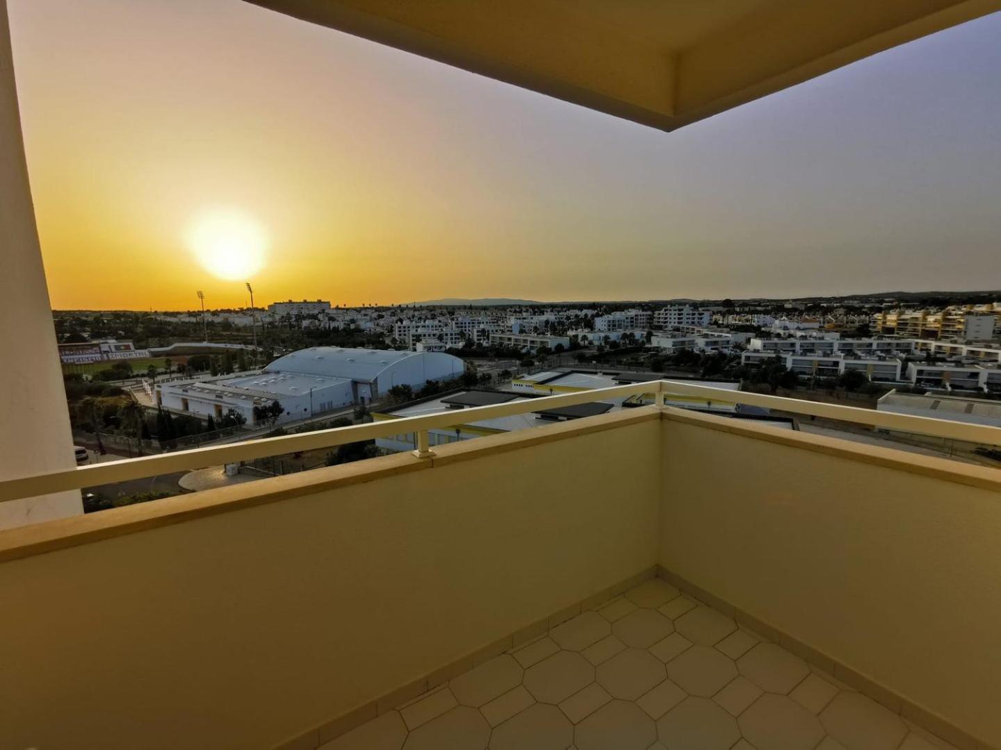 The Albufeira Concierge - Pool & Sunset Balconies Appartement Buitenkant foto
