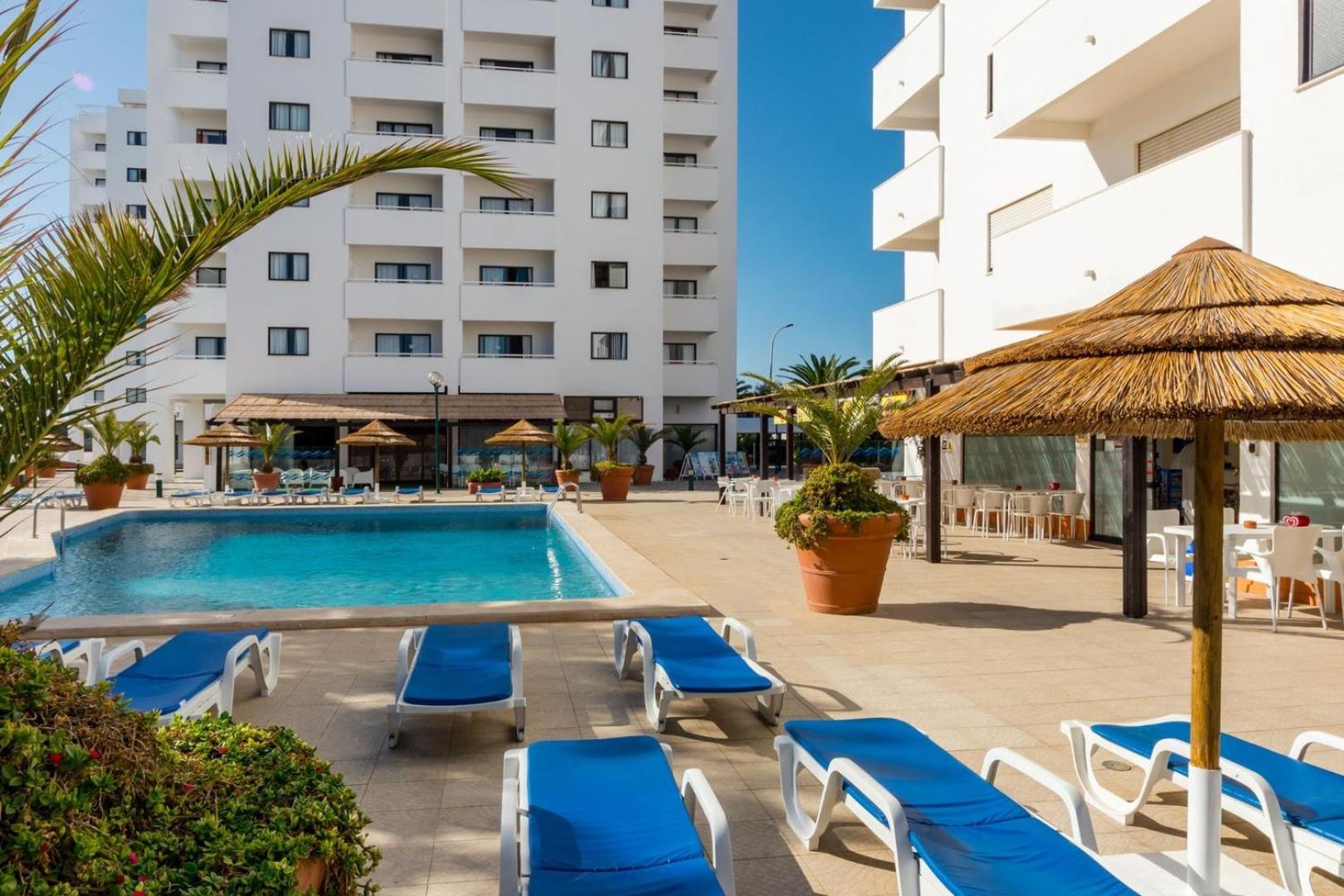 The Albufeira Concierge - Pool & Sunset Balconies Appartement Buitenkant foto